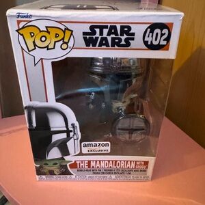 Funko Pop Star Wars Mandalorian with Grogu Figure